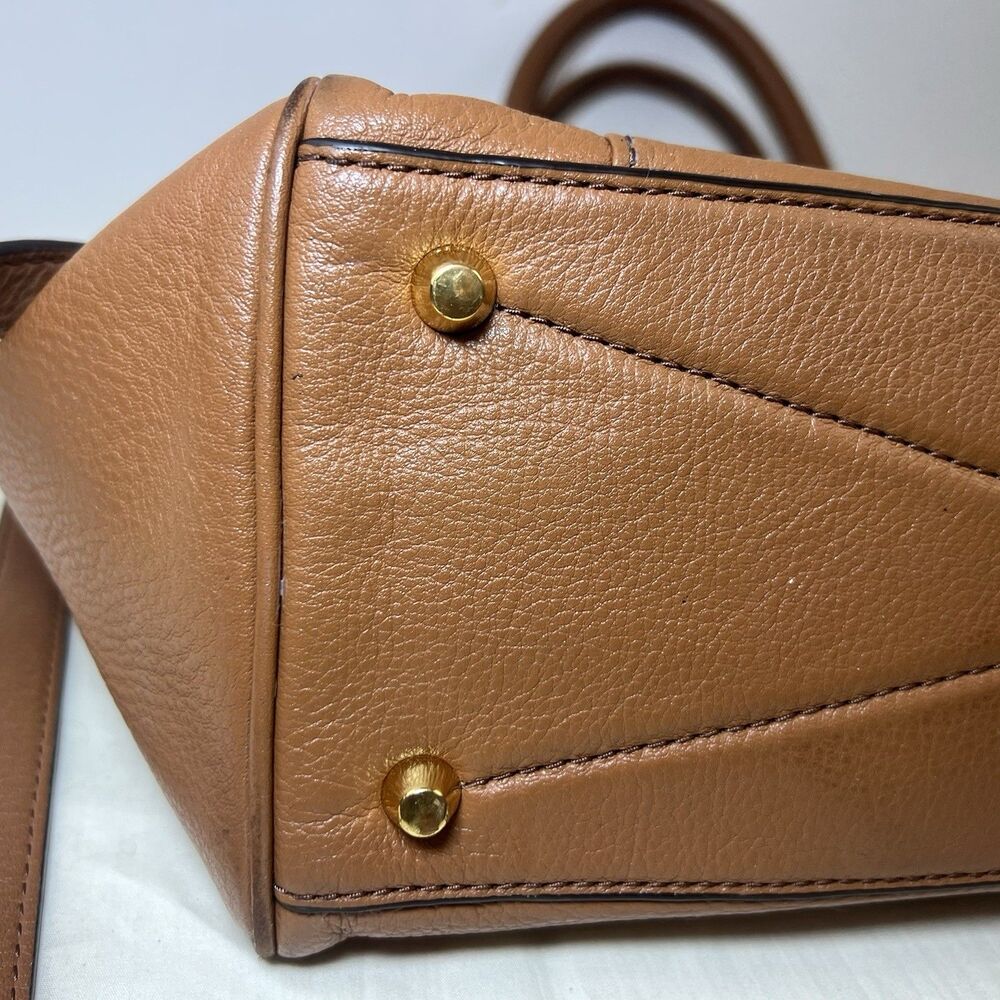 Marc Jacobs Tan Leather Satchel Shoulder Bag - Picture 14 of 16